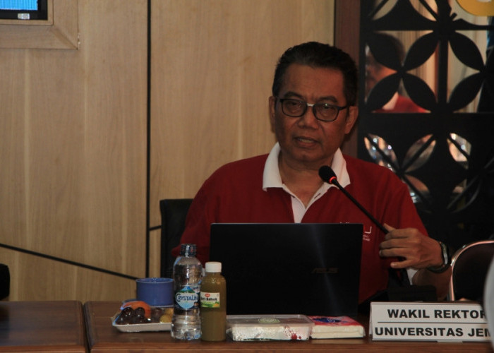 Prof BK Untuk Peneliti UNEJ : Jangan Jadi Kutu Loncat. Cari Satu Lubang dan Gali yang Dalam (1)