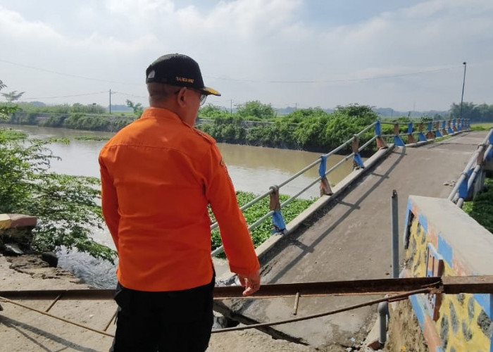 Jembatan Penghubung Antar Dusun di Mojosari Mojokerto Putus, Akses Warga Terganggu