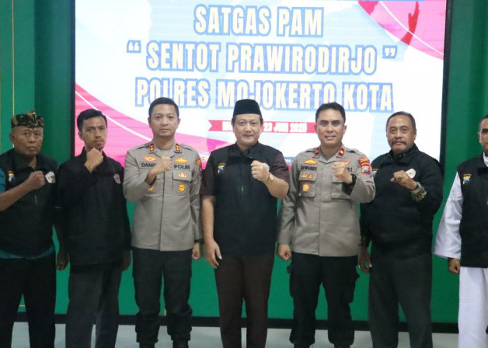 Jelang Malam 1 Suro, Satgas Pam Sentot Prawirodirjo di Kota Mojokerto Dikukuhkan