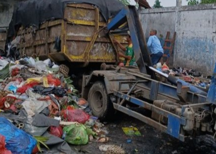 TPS Kauman Overload, Diduga Ada Pembuangan Sampah dari Luar Wilayah TPS