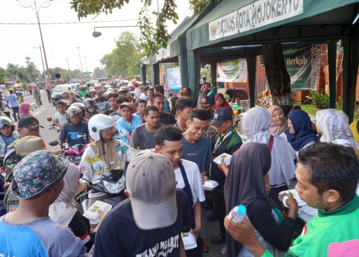 Baznas Kota Mojokerto Gelar Cooking On The Street untuk Berbagi Takjil Ramadan