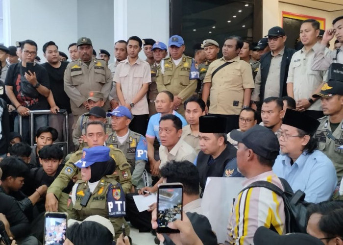 Warga Tolak Alih Fungsi Hutan untuk Yon TP di Silo, Gus Fawait Siap Bawa Aspirasi ke Pemerintah Pusat