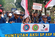 Ratusan Karyawan PT Pakerin Kembali Turun ke Jalan, Desak Gaji Desember Dibayar Penuh 