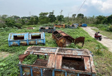 Jadi Kuburan Rongsokan, Puluhan Kontainer Sampah Miliki DLH Kabupaten Mojokerto Mangkrak dan Tak Berfungsi