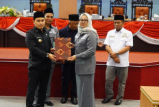 Empat Raperda Inisiatif DPRD Disorot, Bupati Mojokerto Minta Pendalaman dan Sinkronisasi