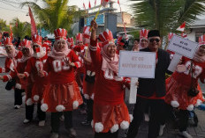 Kostum Unik hingga Ratusan Hadiah, Warga GPI Mojokerto Rayakan Kemerdekaan dengan Penuh Kegembiraan