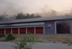 Tumpukan Minyak Diduga Jadi Pemicu, KDMP di Dlanggu Mojokerto Terbakar