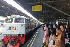 Sehari Jelang Akhir Tahun,  44 ribu-an Masyarakat Gunakan Angkutan KA dari Surabaya