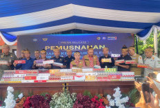 11 Juta Rokok Ilegal Dimusnahkan di Mojokerto, Gus Barra Raih Penghargaan dari Bea Cukai