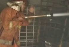 Mesin Oven Pabrik di Kutorejo Mojokerto Terbakar, Api Padam Setelah 1,5 Jam