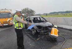 Diduga Korsleting Listrik, Honda CR-V Hangus Terbakar di Tol Jomo, Kerugian Capai Rp 100 Juta