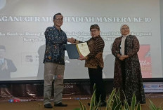 Buku tentang Politik di Balik Sastra Antar Prof Akhmad Taufiq Raih Penghargaan Asia Tenggara