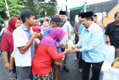 Serahkan Santuan kepada Anak Yatim den Paguyuban Sound System Jombang, Bupati Singgung 'Sound Horeg'  