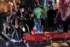 Gagal Salip, Pengendara Motor di Mojokerto Tewas Usai Terlindas Truk