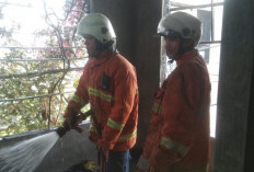 Korsleting Listrik Diduga Picu Kebakaran Ruang Laundry di Pungging Mojokerto