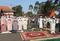 Kemarau Panjang, Sumur Dibor hingga 200 Meter, Pemprov Jatim dan Pemkab Mojokerto Salat Istisqa