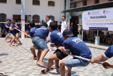 Meriahkan HBP 2026, WBP dan Pegawai Lapas Mojokerto Ikuti Lomba Tarik Tambang