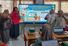 UNIM Beri Penguatan Kompetensi Guru SDN Modongan Melalui Literasi Teknologi Digital