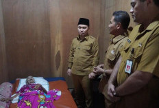Misnah Lansia Lumpuh Hidup Sebatang Kara Akhirnya Mendapatkan Perhatian Bupati Mojokerto