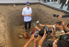 Kawasan Trowulan Disiapkan Jadi Ikon Budaya, Menteri Fadli Zon Letakkan Batu Pertama Museum Majapahit