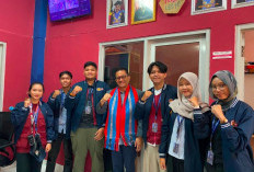 KKN Internasional di Timor-Leste, Mahasiswa Unej Ajari Siswa SD Cara Sikat Gigi yang Benar