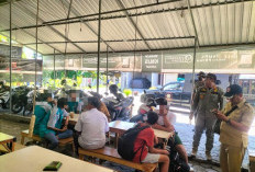 Razia Disiplin Pelajar di Mojokerto Amankan 27 Siswa yang Nongkrong di Warung Kopi Saat Jam Sekolah