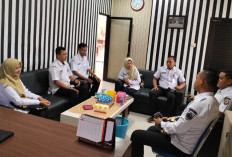 Tingkatkan Layanan di Tingkat Kecamatan, Dispendukcapil Jember Sidak Kecamatan Ajung