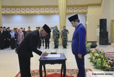 Gus Fawait Lantik Pj Sekda Baru, Pemkab Jember Tancap Gas Percepat Pembangunan dan Reformasi Birokrasi