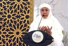 Gubernur Khofifah Sampaikan Ucapan Idulfitri 1447 H di Masjid Al Akbar Surabaya