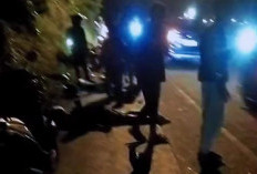 Adu Banteng Honda GL vs Sepeda Listrik di Trawas Mojokerto, Dua Pengendara Tewas
